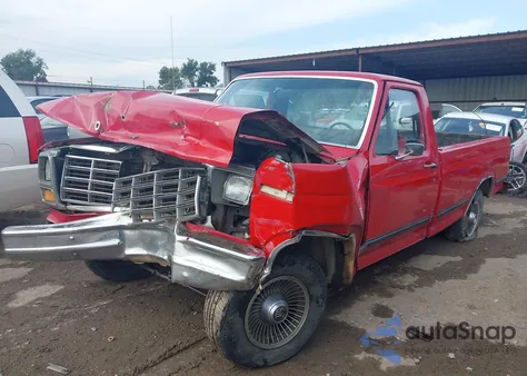 1981 Ford F100 из США, поврежденный, VIN 1FTCF10D2BPA68377